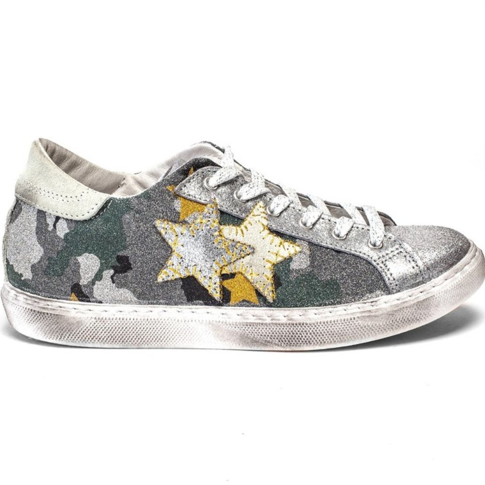 2STAR Italian Lether Sneakers, eu size 33, 34